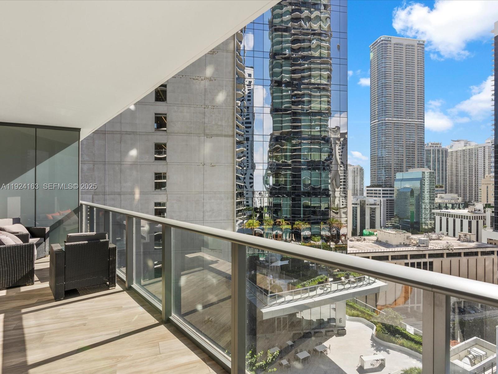 801 SMA RESIDENCES CONDO - Residential
