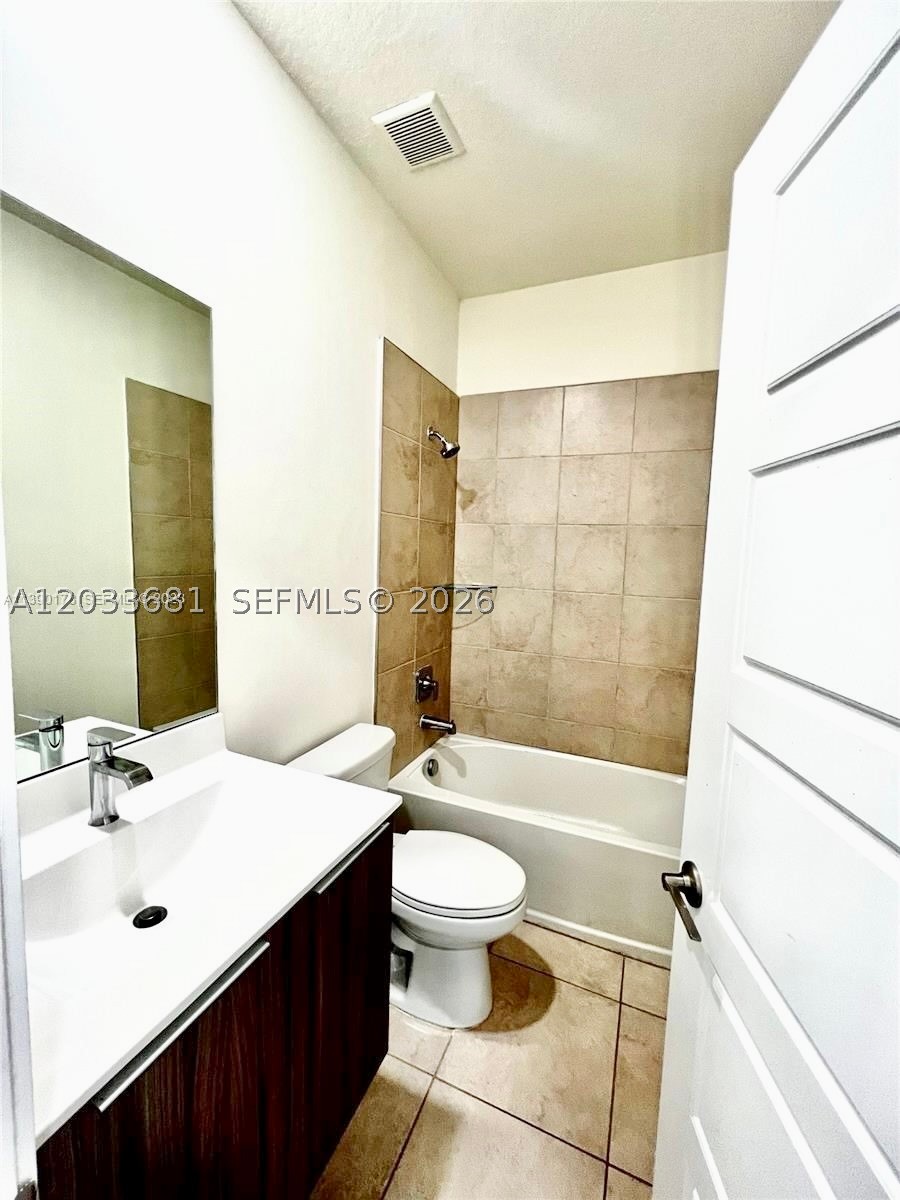 URBANA AT THE RESIDENCES - Residential
