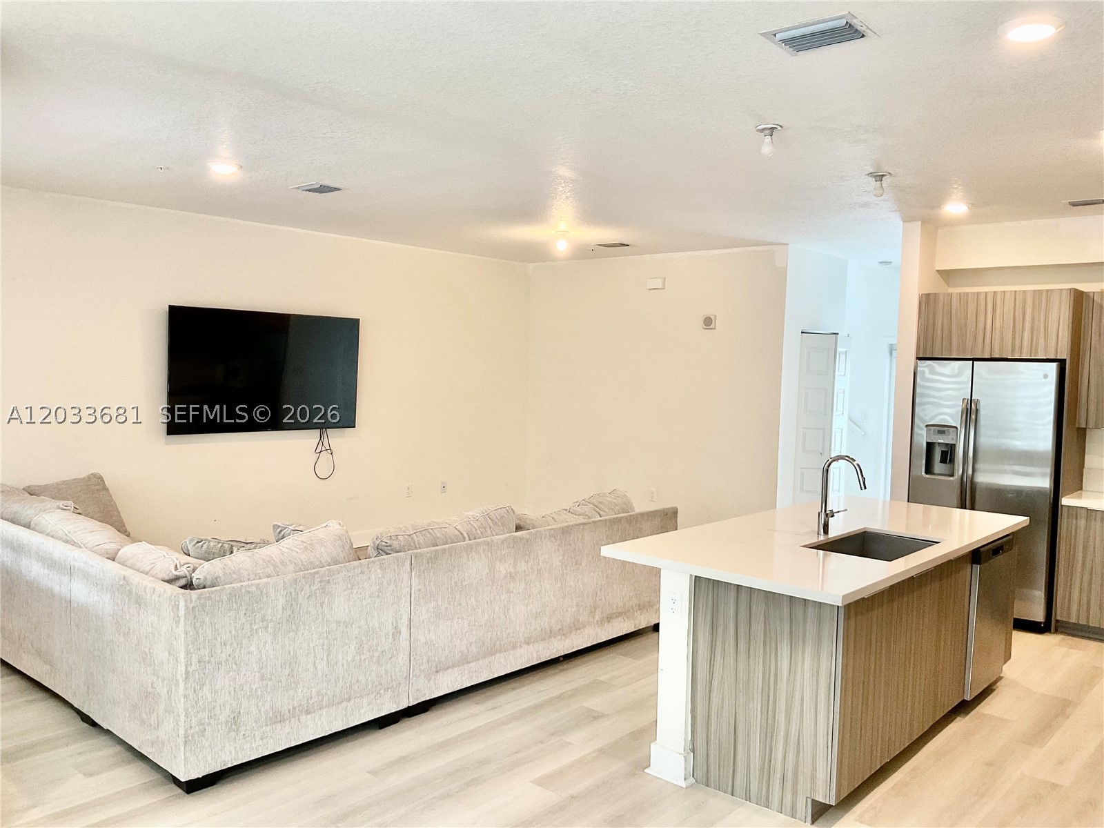URBANA AT THE RESIDENCES - Residential