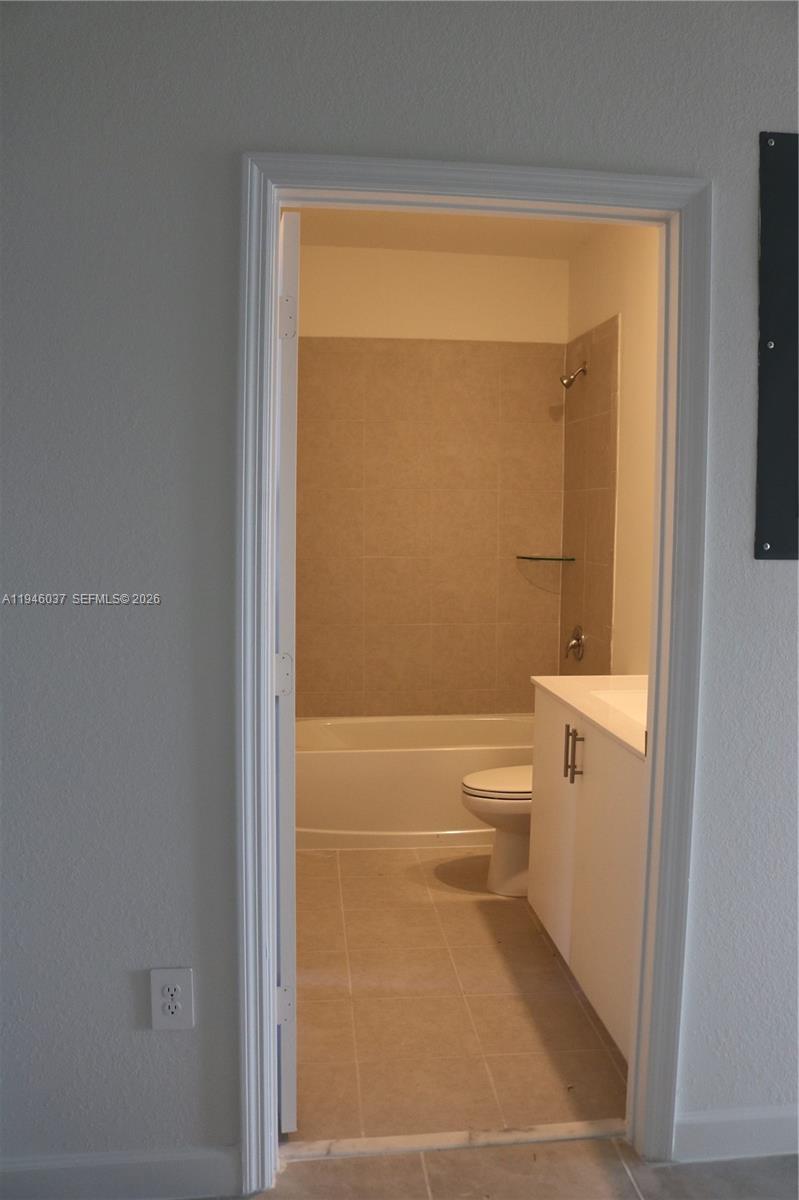 ENCLAVE SOUTH PHASE 2 - Residential