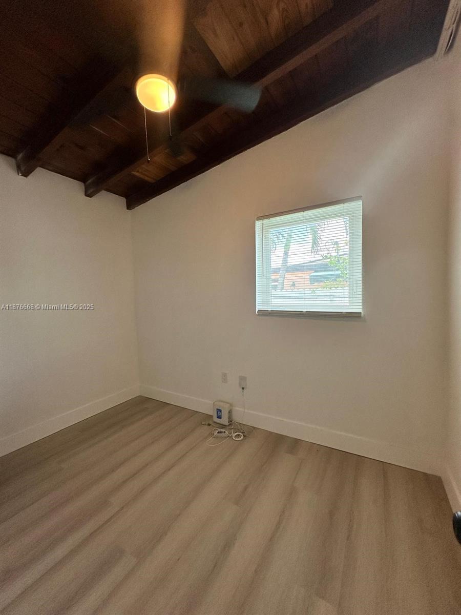 LEE MANOR 3RD ADDN - Residential Lease