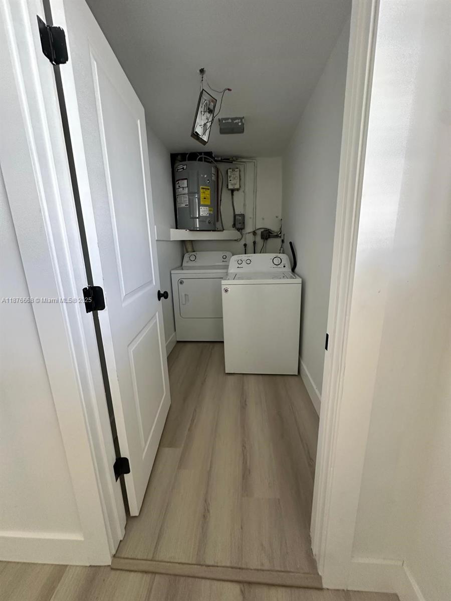 LEE MANOR 3RD ADDN - Residential Lease
