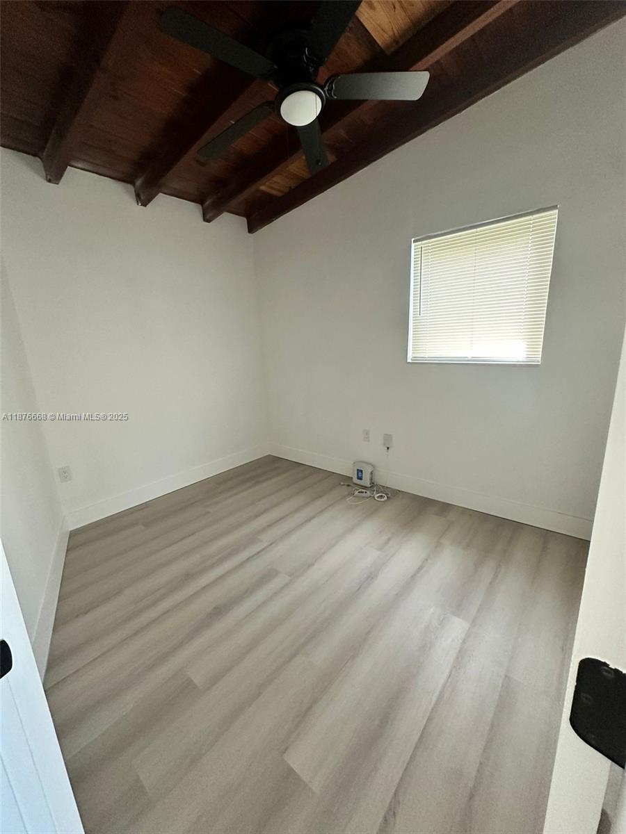 LEE MANOR 3RD ADDN - Residential Lease