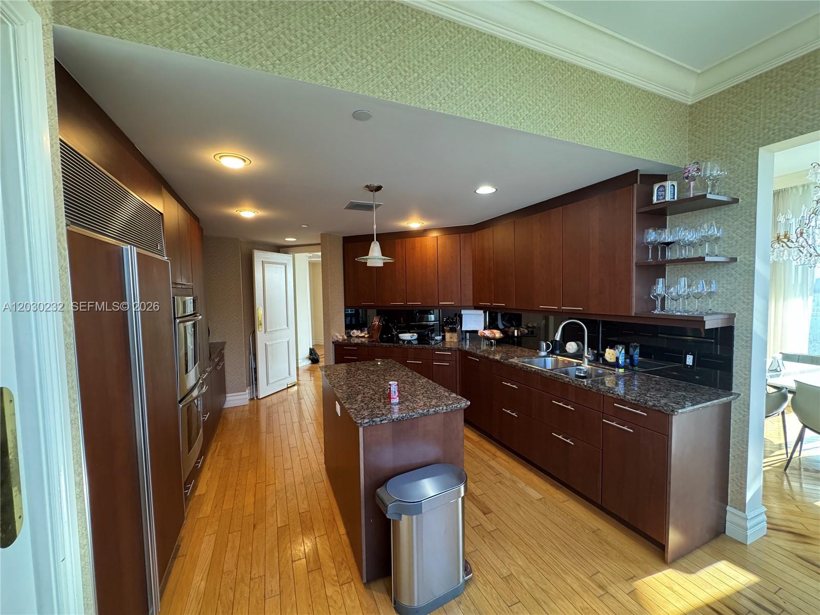 BELLINI CONDO - Residential