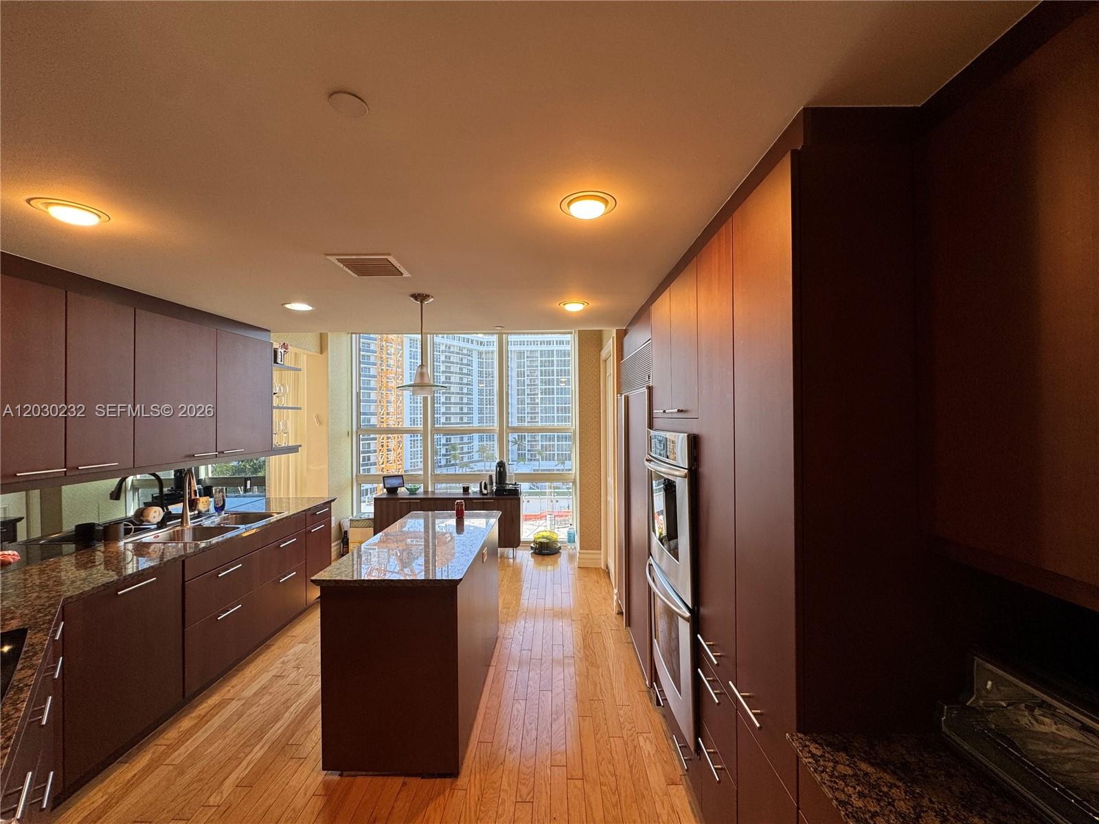 BELLINI CONDO - Residential