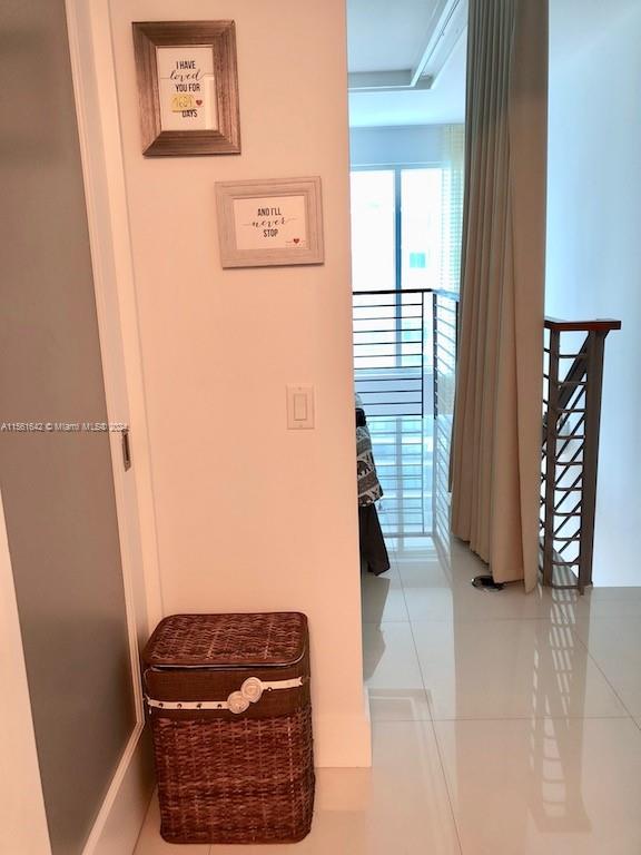 INFINITY AT BRICKELL COND - Residential Lease