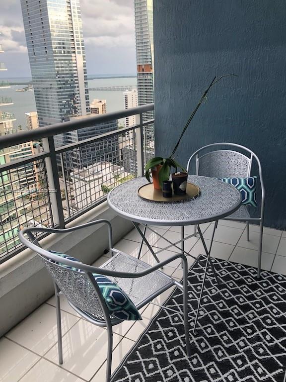 INFINITY AT BRICKELL COND - Residential Lease