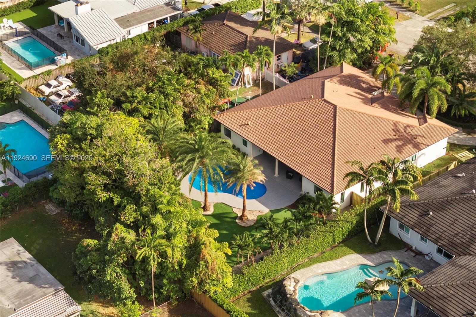 REID MANOR 1ST ADDN - Residential Lease