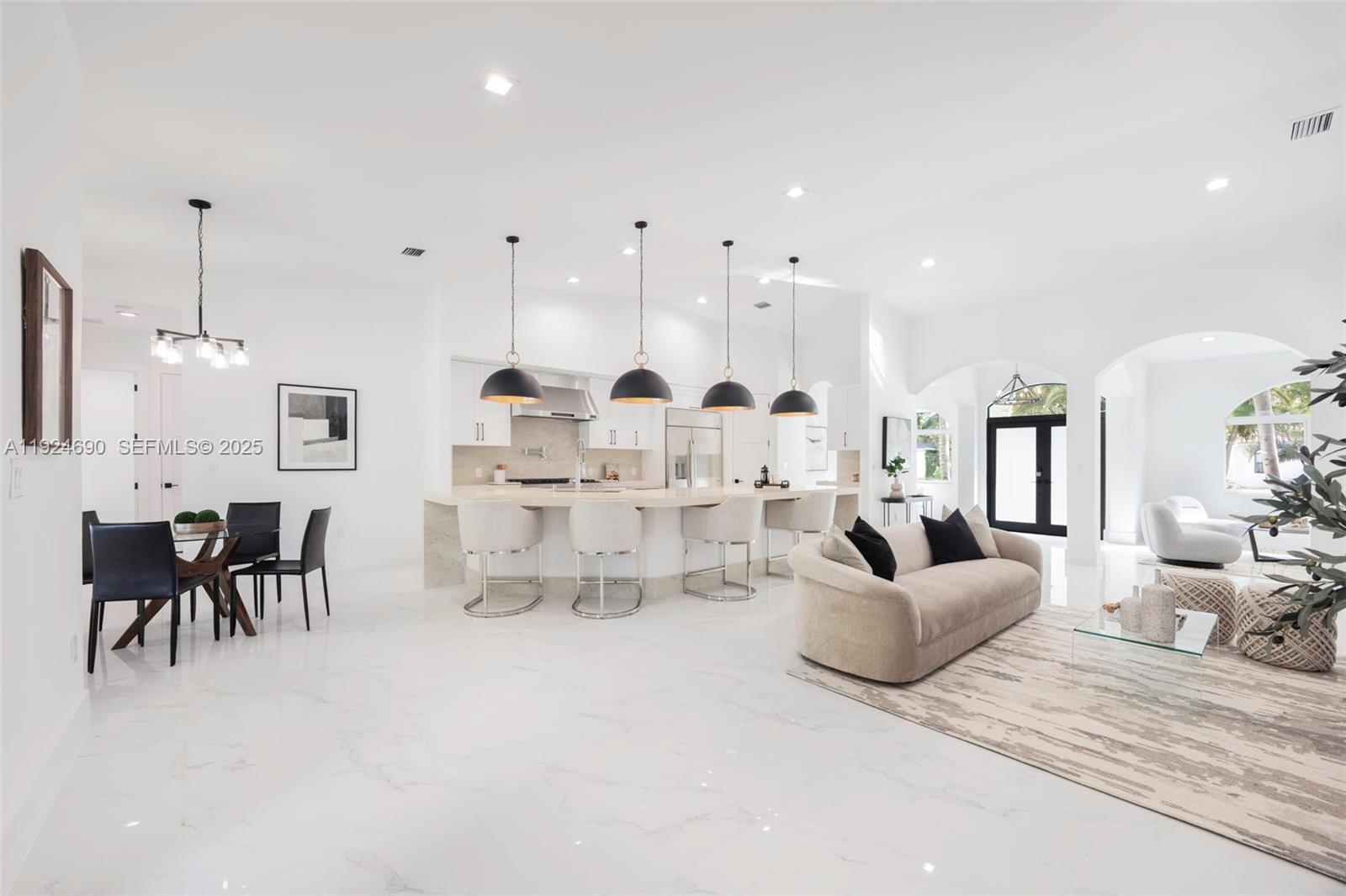 REID MANOR 1ST ADDN - Residential Lease