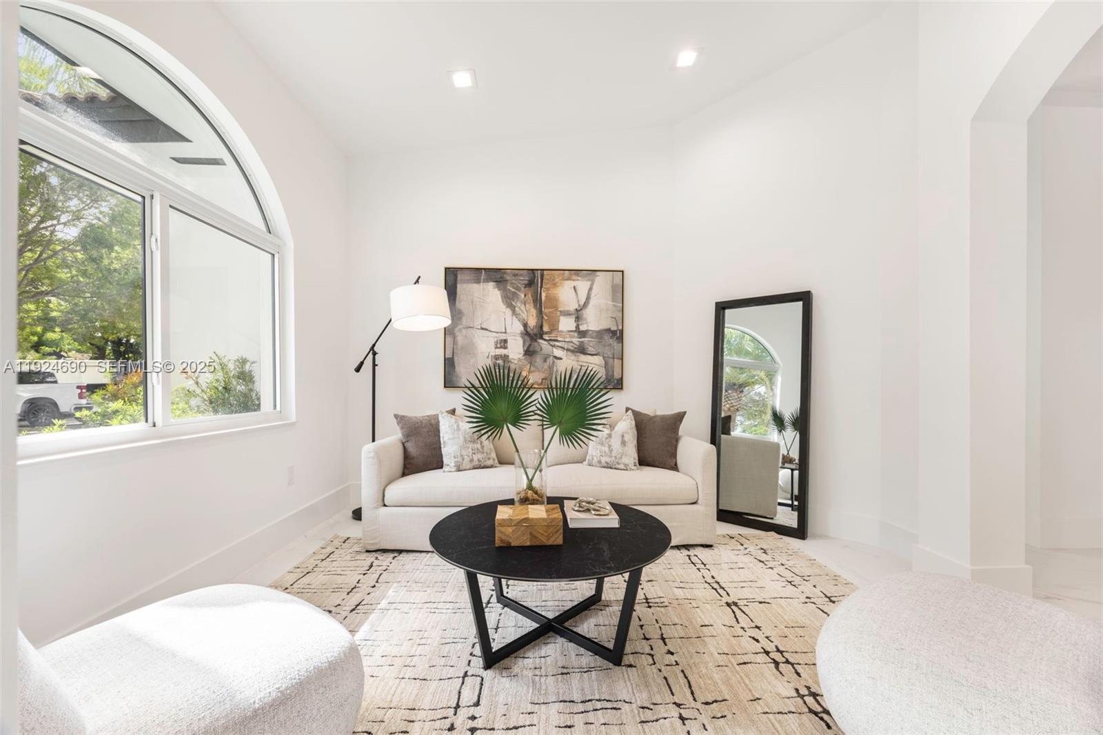 REID MANOR 1ST ADDN - Residential Lease