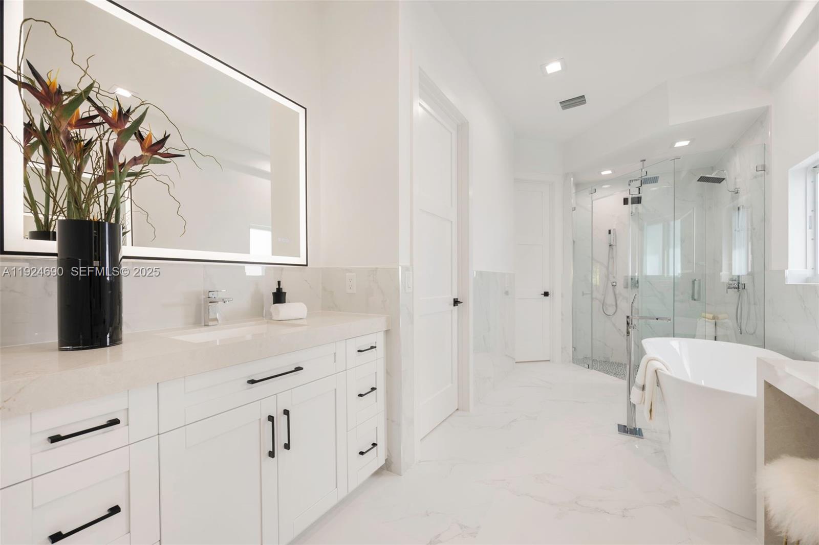 REID MANOR 1ST ADDN - Residential Lease