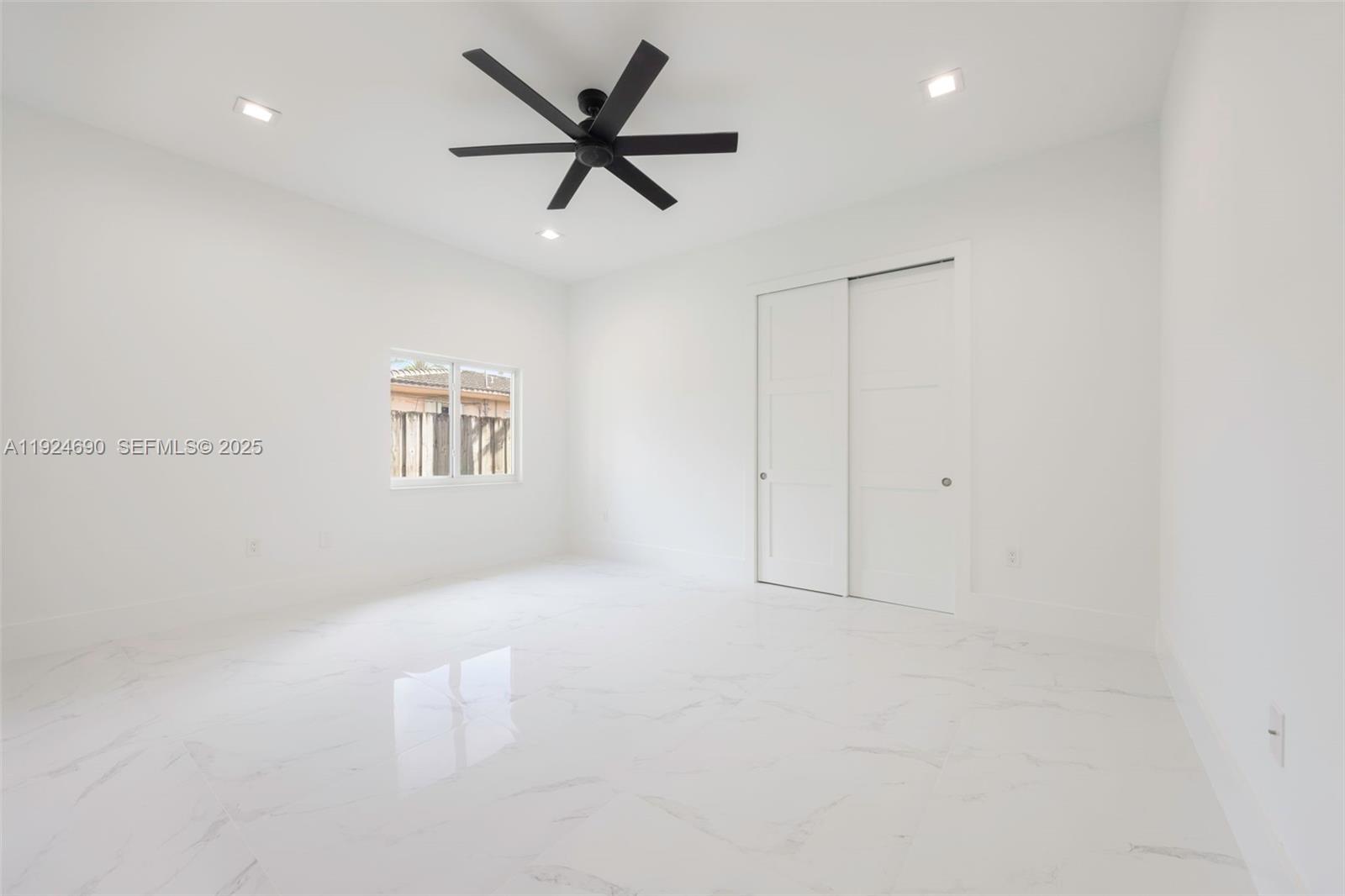 REID MANOR 1ST ADDN - Residential Lease
