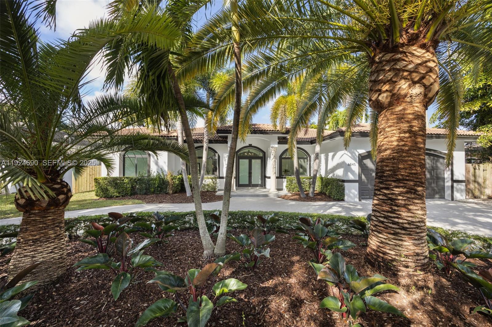 REID MANOR 1ST ADDN - Residential Lease