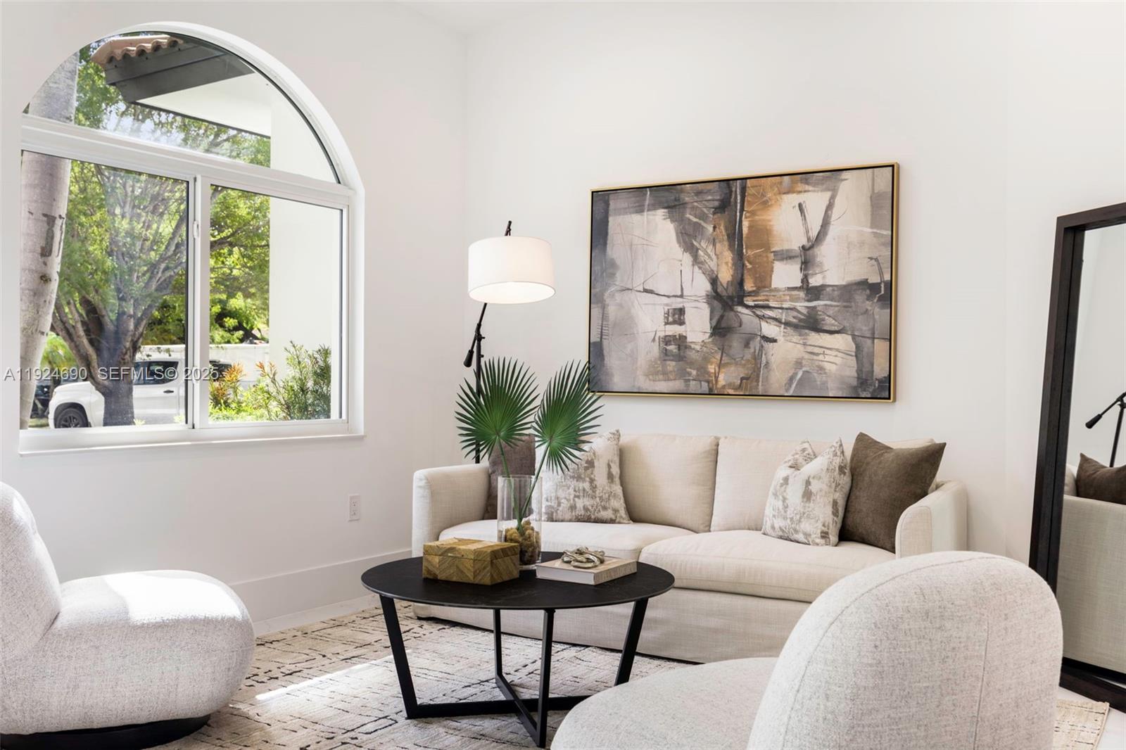 REID MANOR 1ST ADDN - Residential Lease