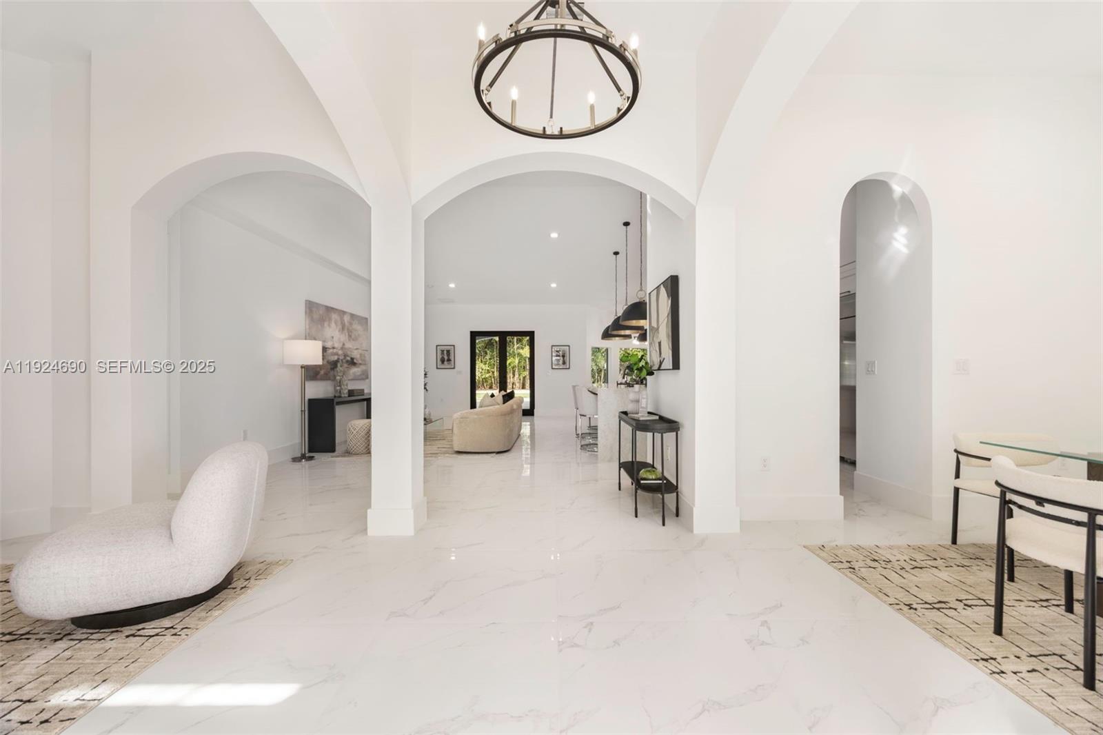 REID MANOR 1ST ADDN - Residential Lease