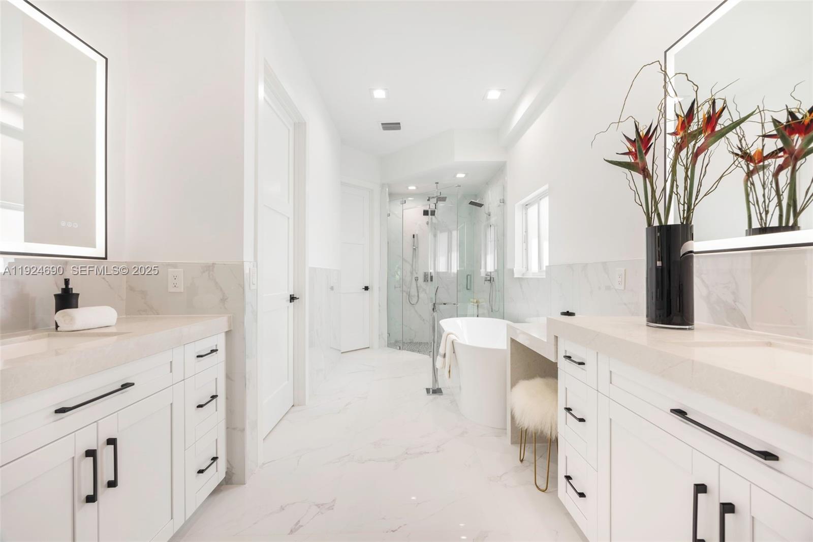 REID MANOR 1ST ADDN - Residential Lease