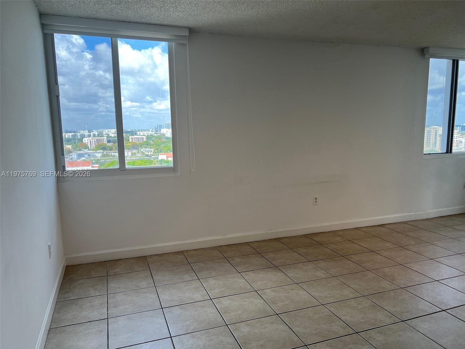 Madison Condo - Residential