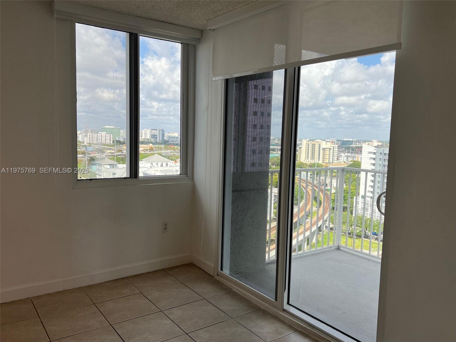 Madison Condo - Residential