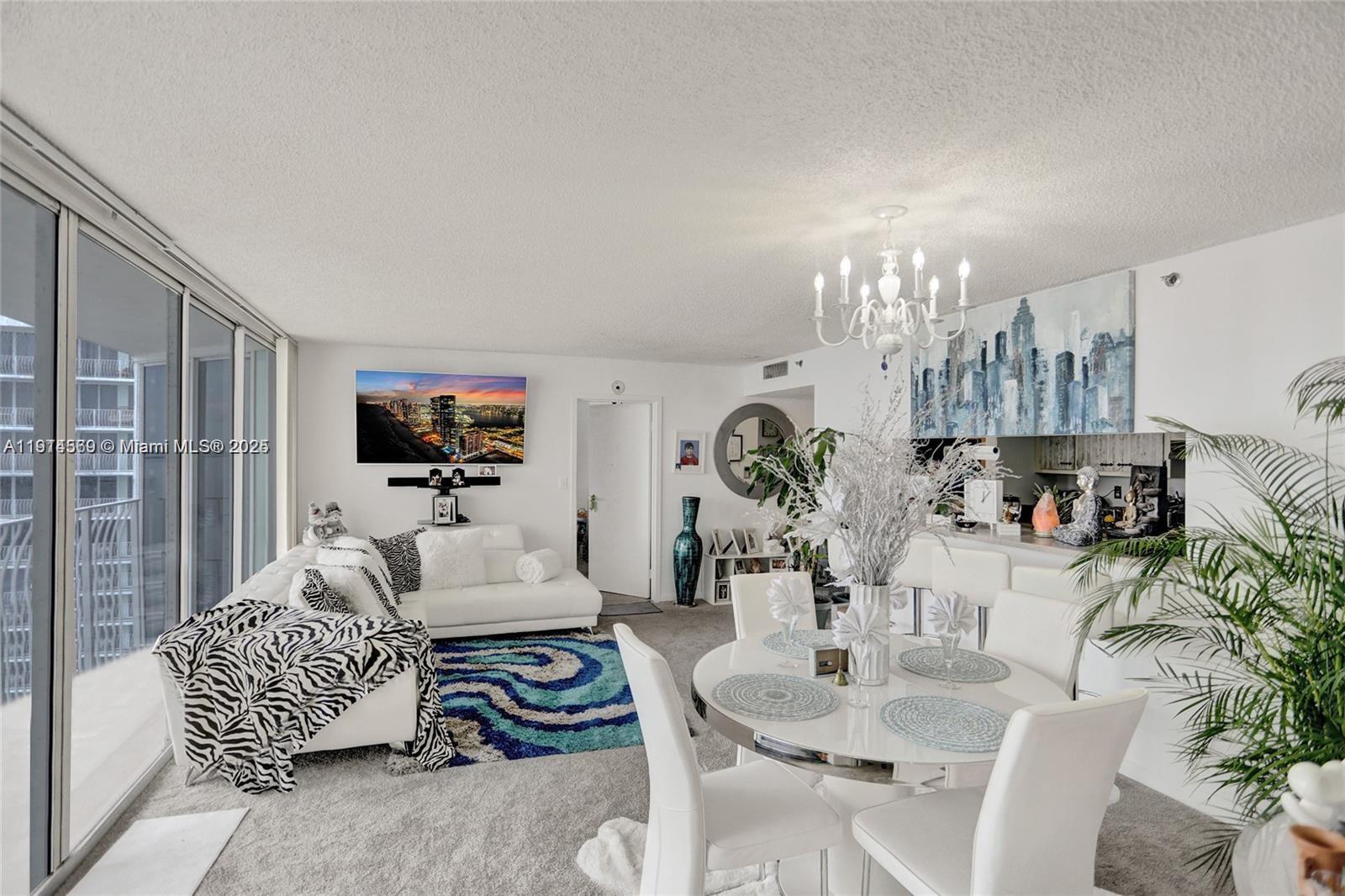 THE GRANDVIEW PALACE COND - Residential
