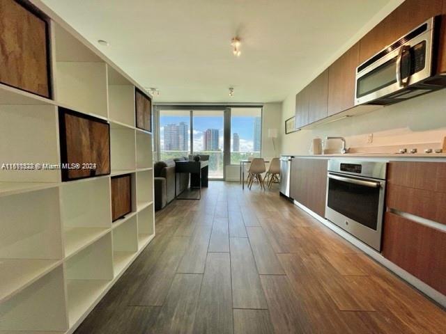 LE PARC AT BRICKELL CONDO - Residential