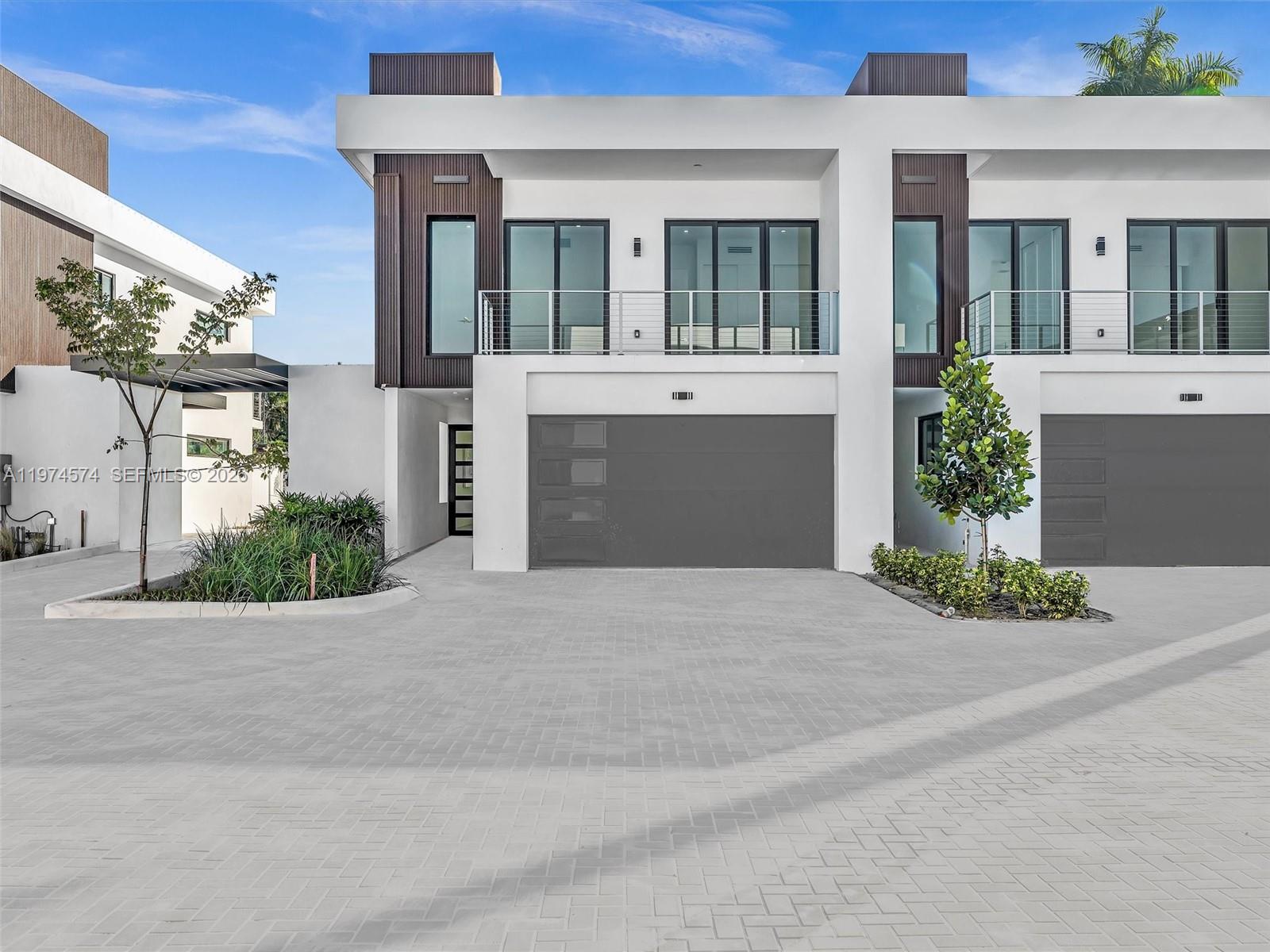 H20 DANIA BEACH - Residential