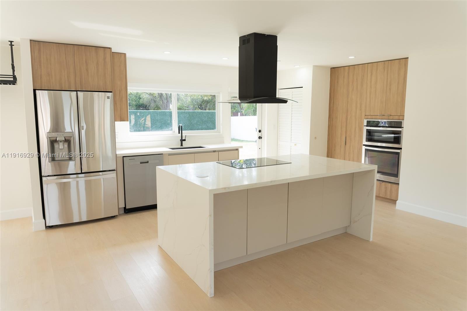 WESTWIND LAKES SEC 1 - Residential