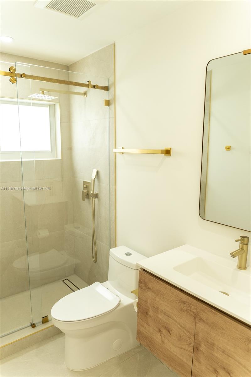 WESTWIND LAKES SEC 1 - Residential