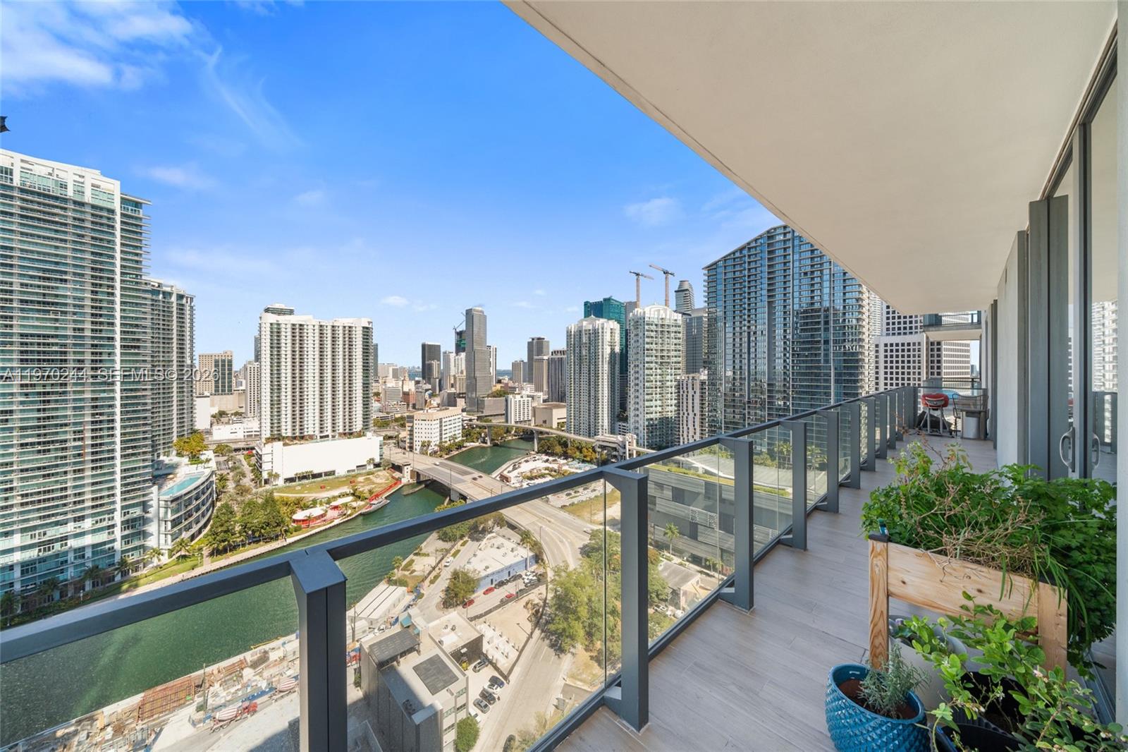 RISE CONDO - Residential Lease
