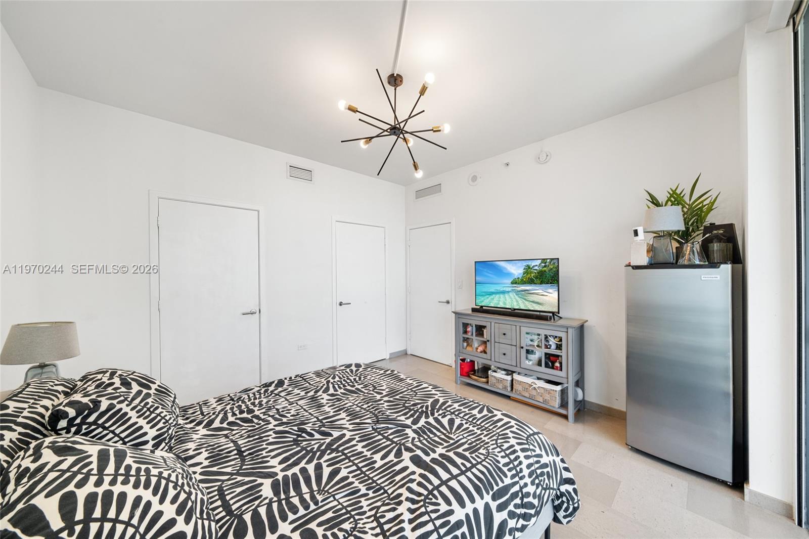 RISE CONDO - Residential Lease