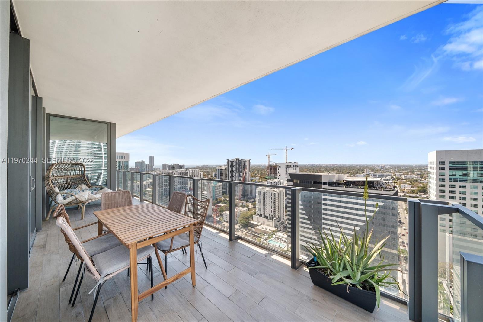 RISE CONDO - Residential Lease