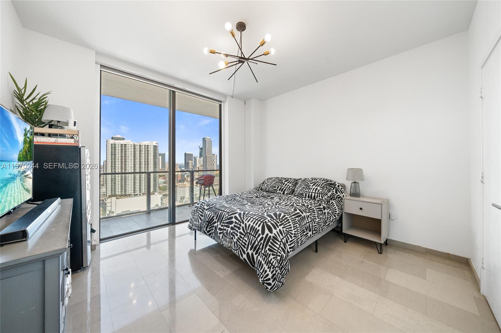 RISE CONDO - Residential Lease