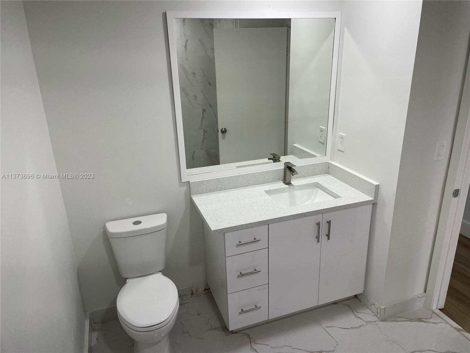 TOWNHOMES OF DORAL PLACE - Residential