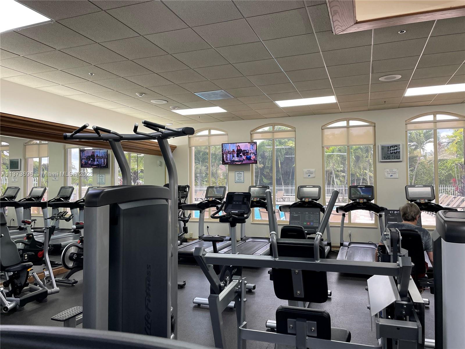 TOWNHOMES OF DORAL PLACE - Residential