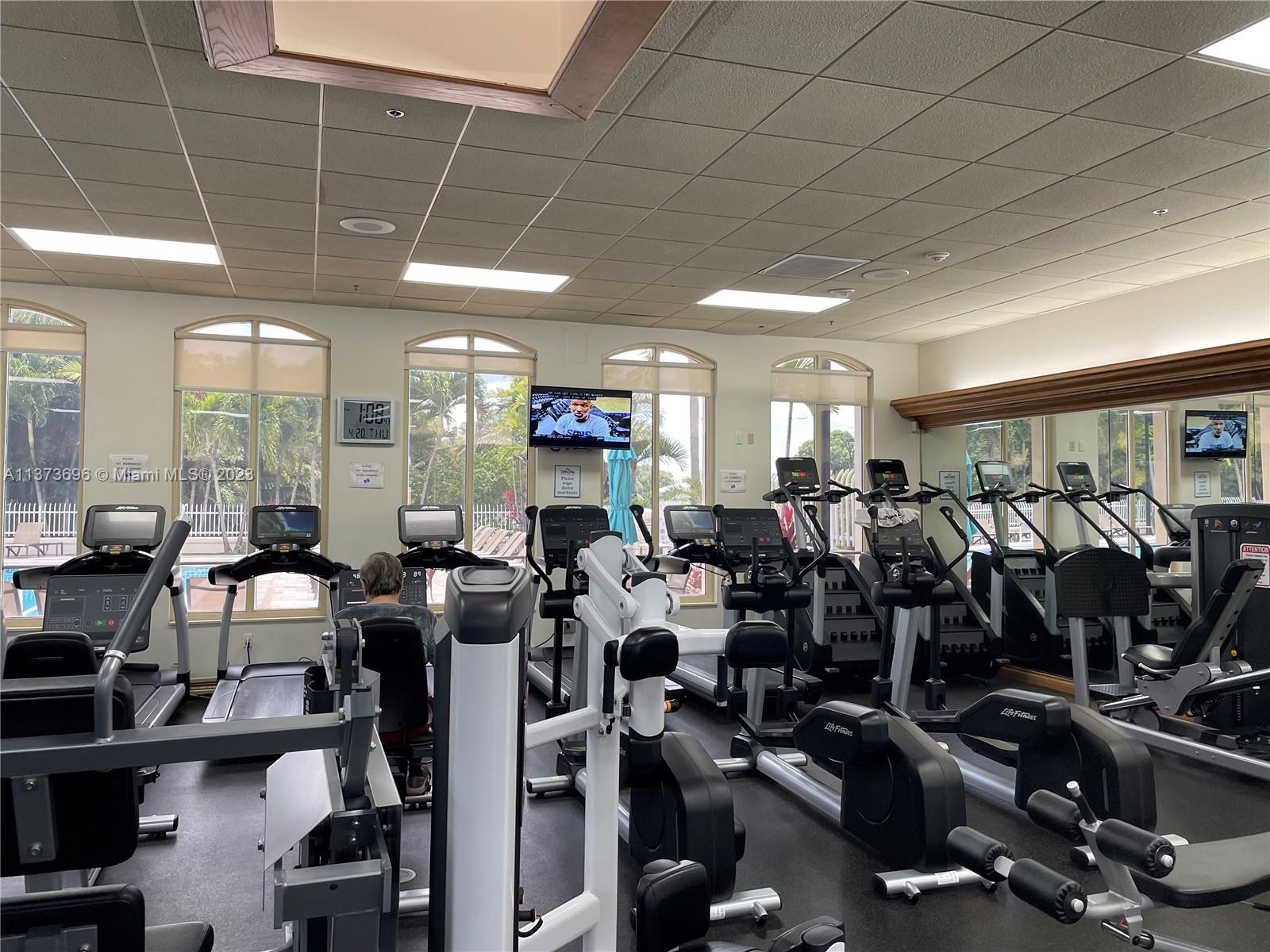 TOWNHOMES OF DORAL PLACE - Residential