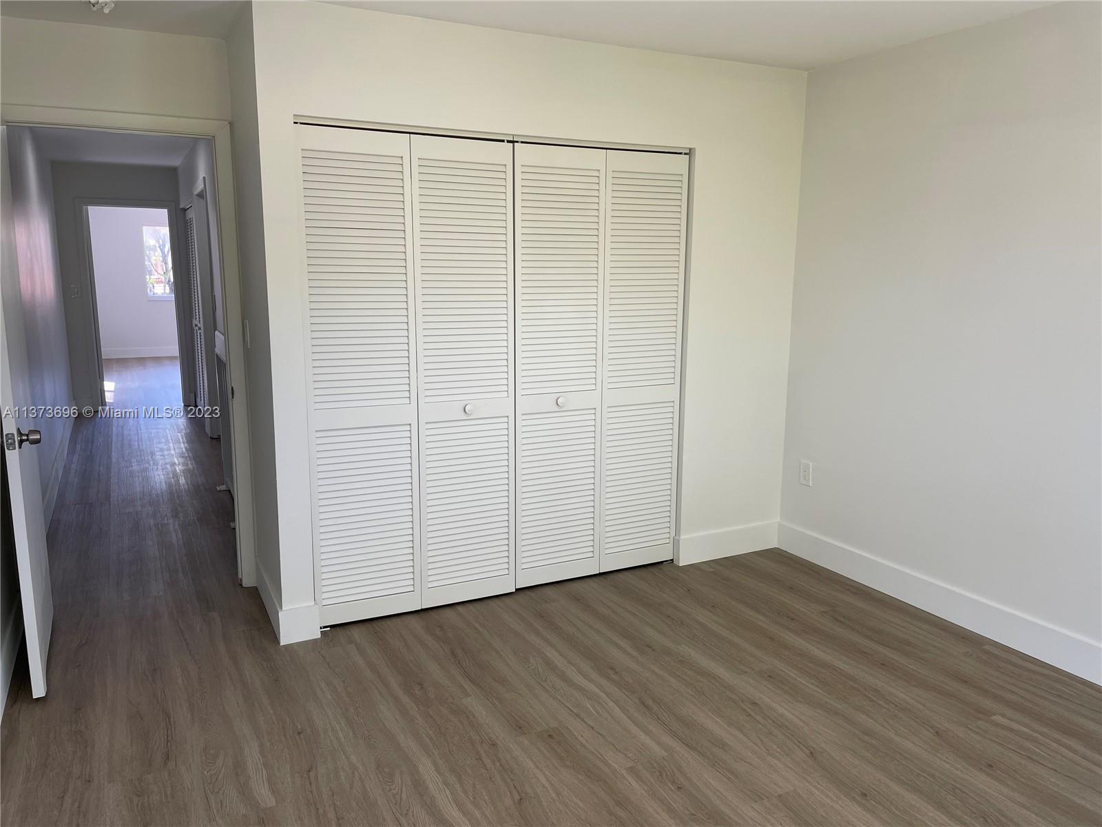 TOWNHOMES OF DORAL PLACE - Residential