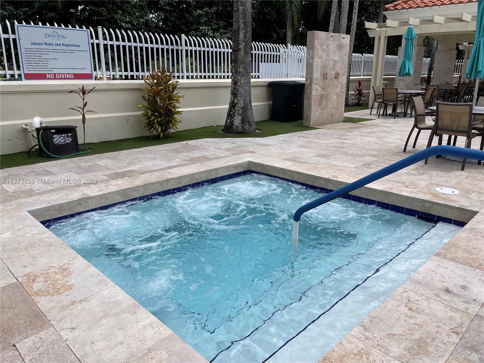 TOWNHOMES OF DORAL PLACE - Residential