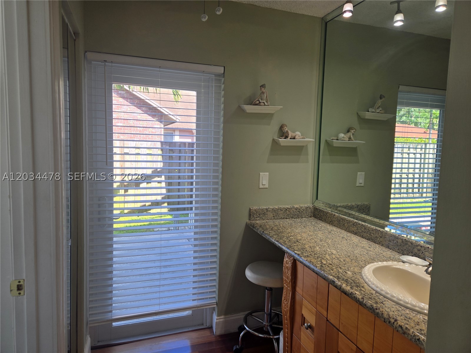CANTERBURY - Residential