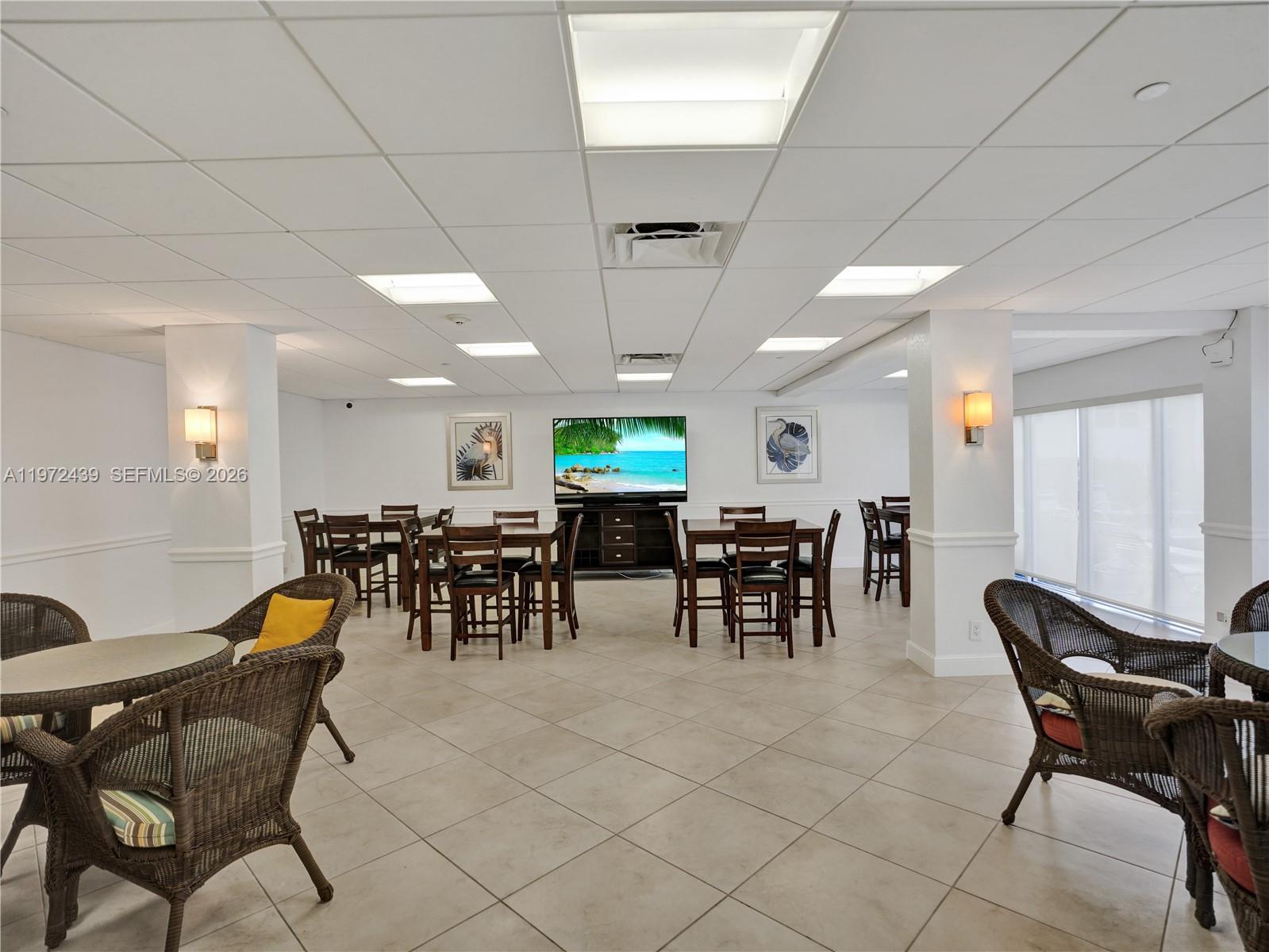 LEISURE TOWERS CONDO - Residential