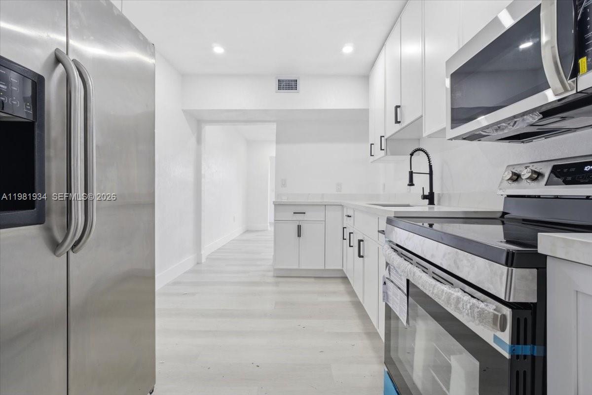BUNCHE PARK - Residential