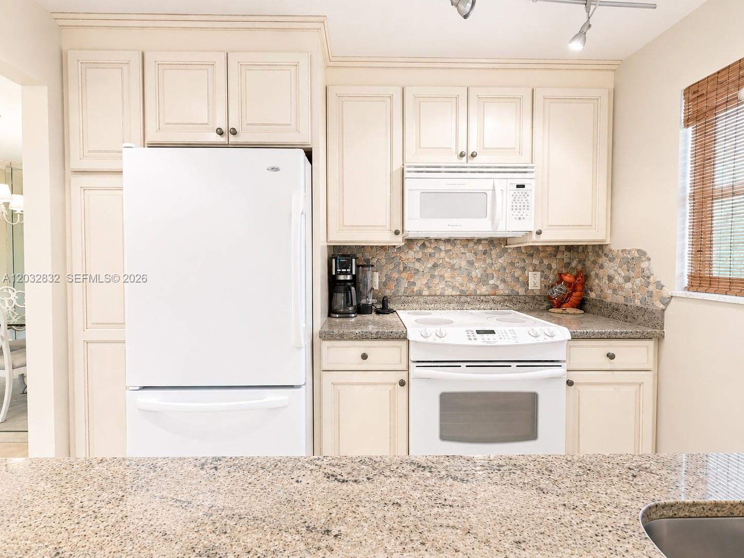 HIGH POINT OF DELRAY SEC - Residential