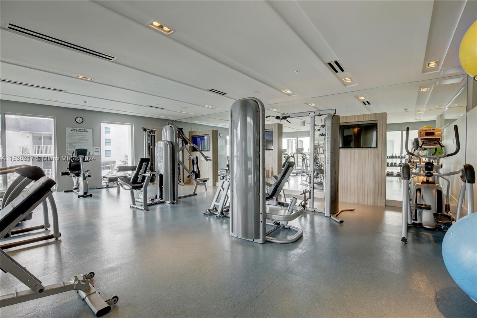 LE PARC AT BRICKELL CONDO - Residential Lease