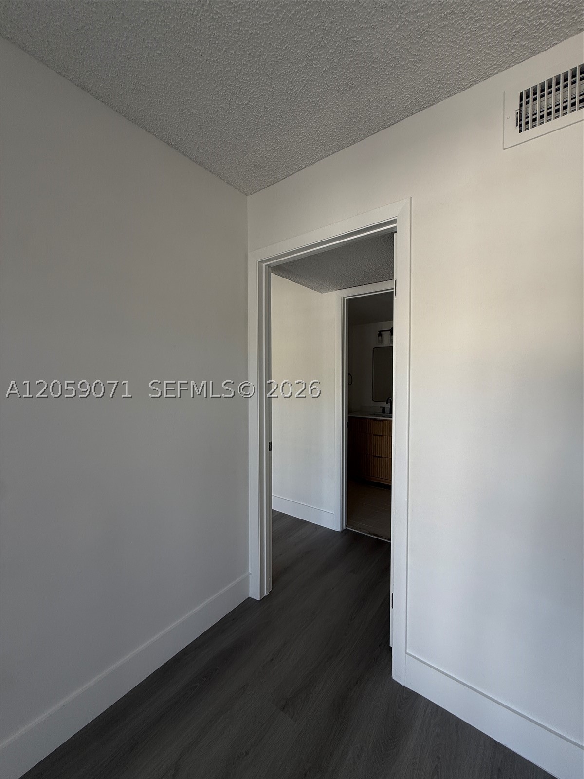 HOLLYWOOD PARC CONDOMINIU - Residential