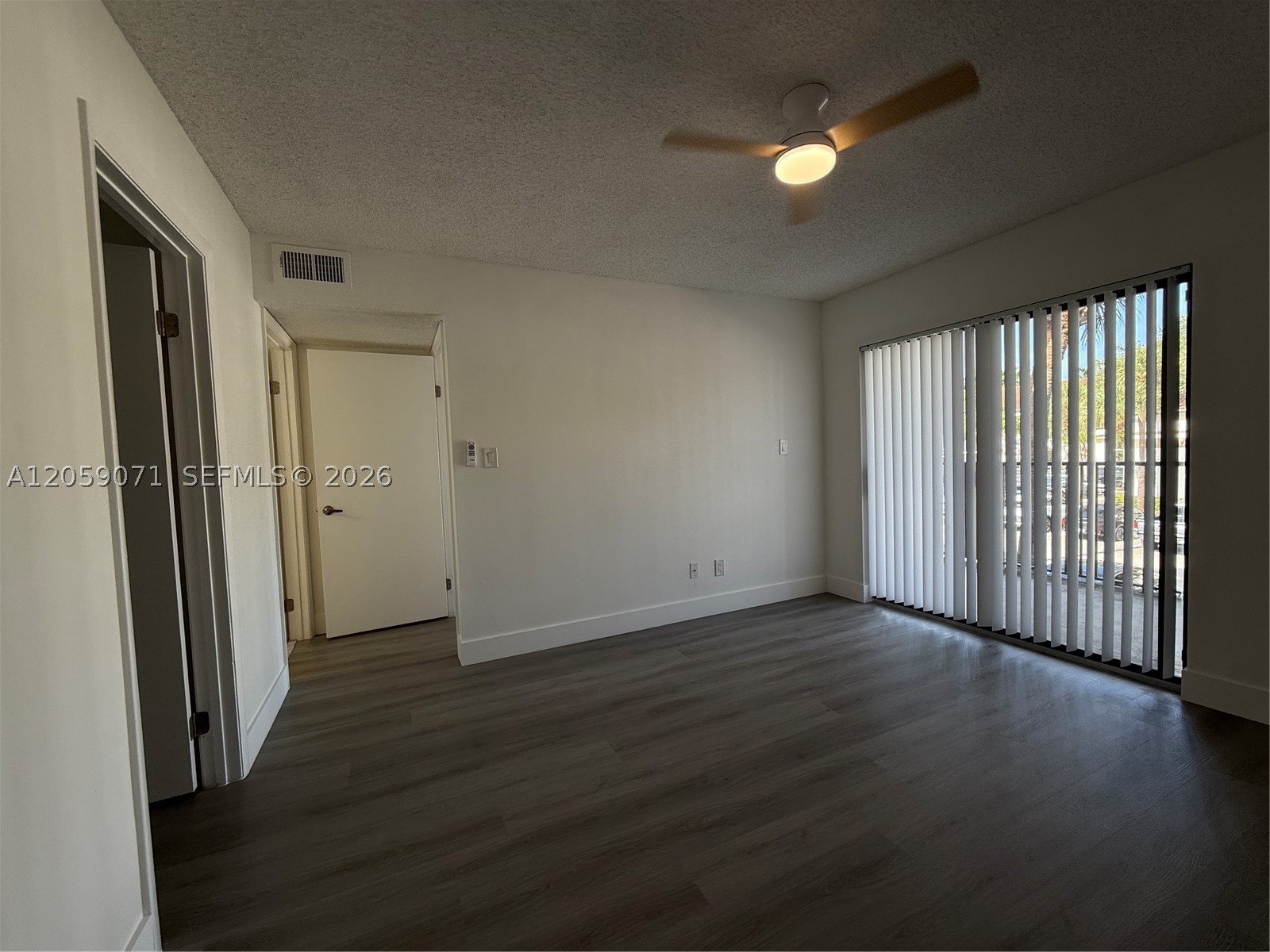 HOLLYWOOD PARC CONDOMINIU - Residential