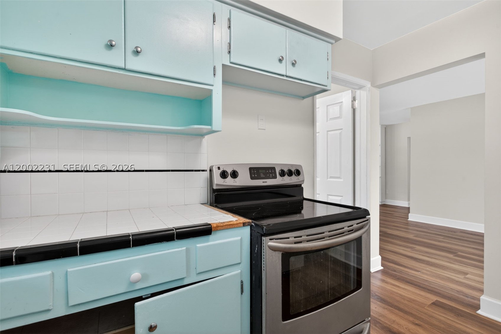 MEADOWBROOK - Residential