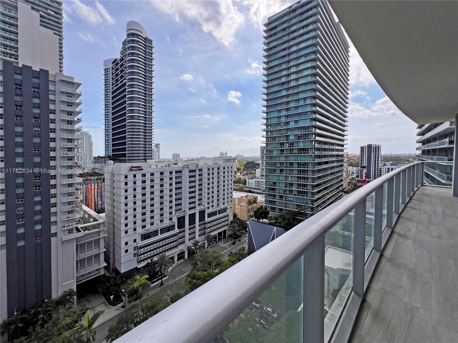 1100 MILLECENTO RESIDENCE - Residential