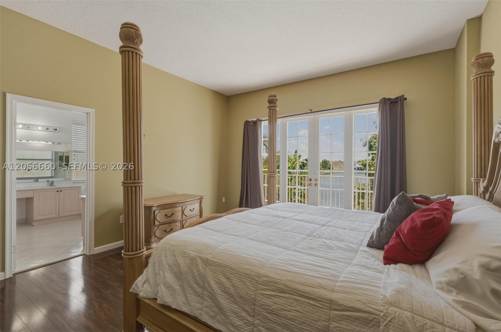 RIVIERA ISLES - Residential