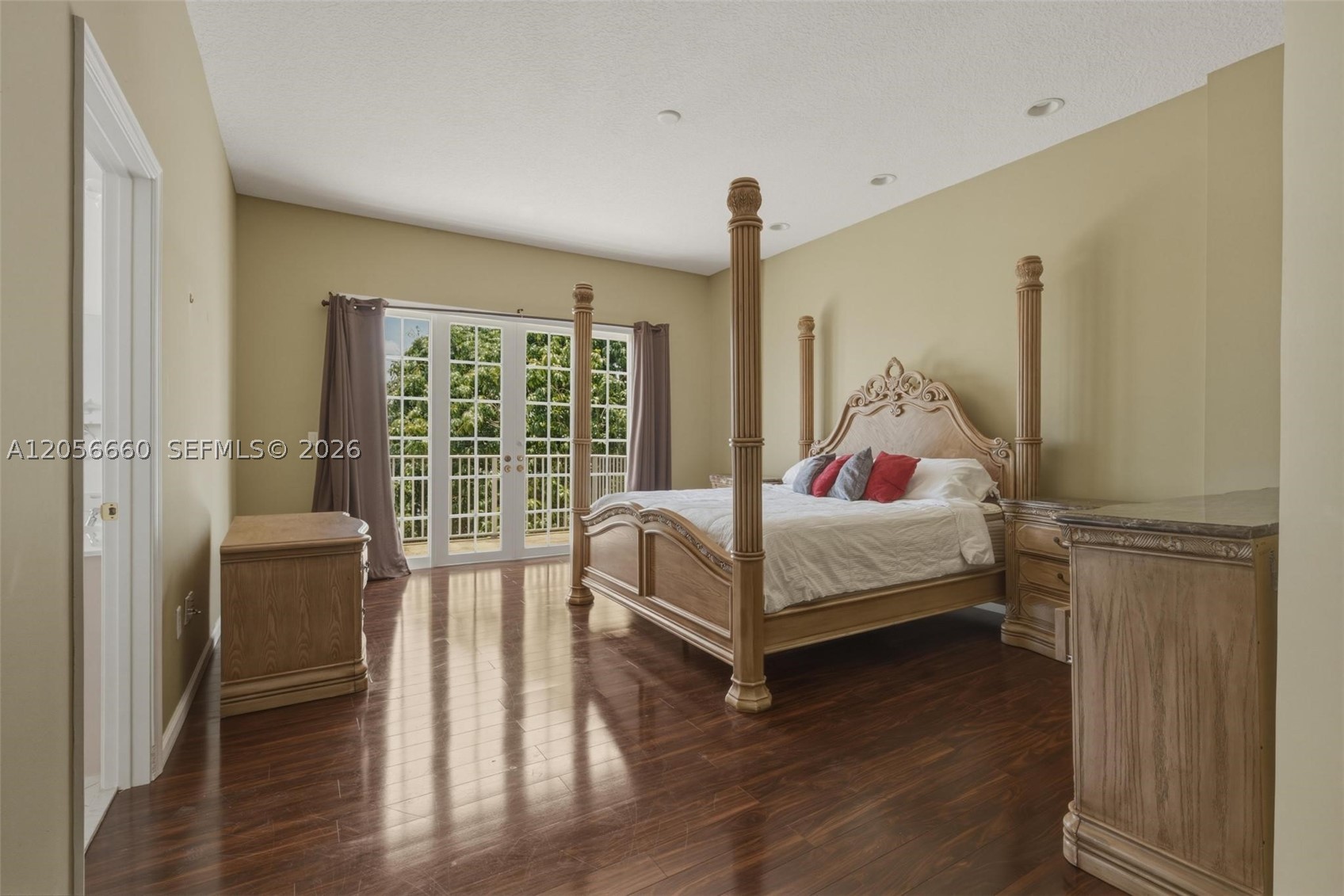 RIVIERA ISLES - Residential