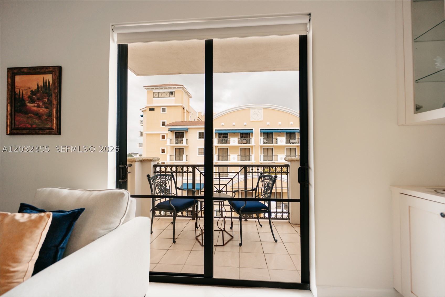 COLONNADE AT DADELAND SE - Residential