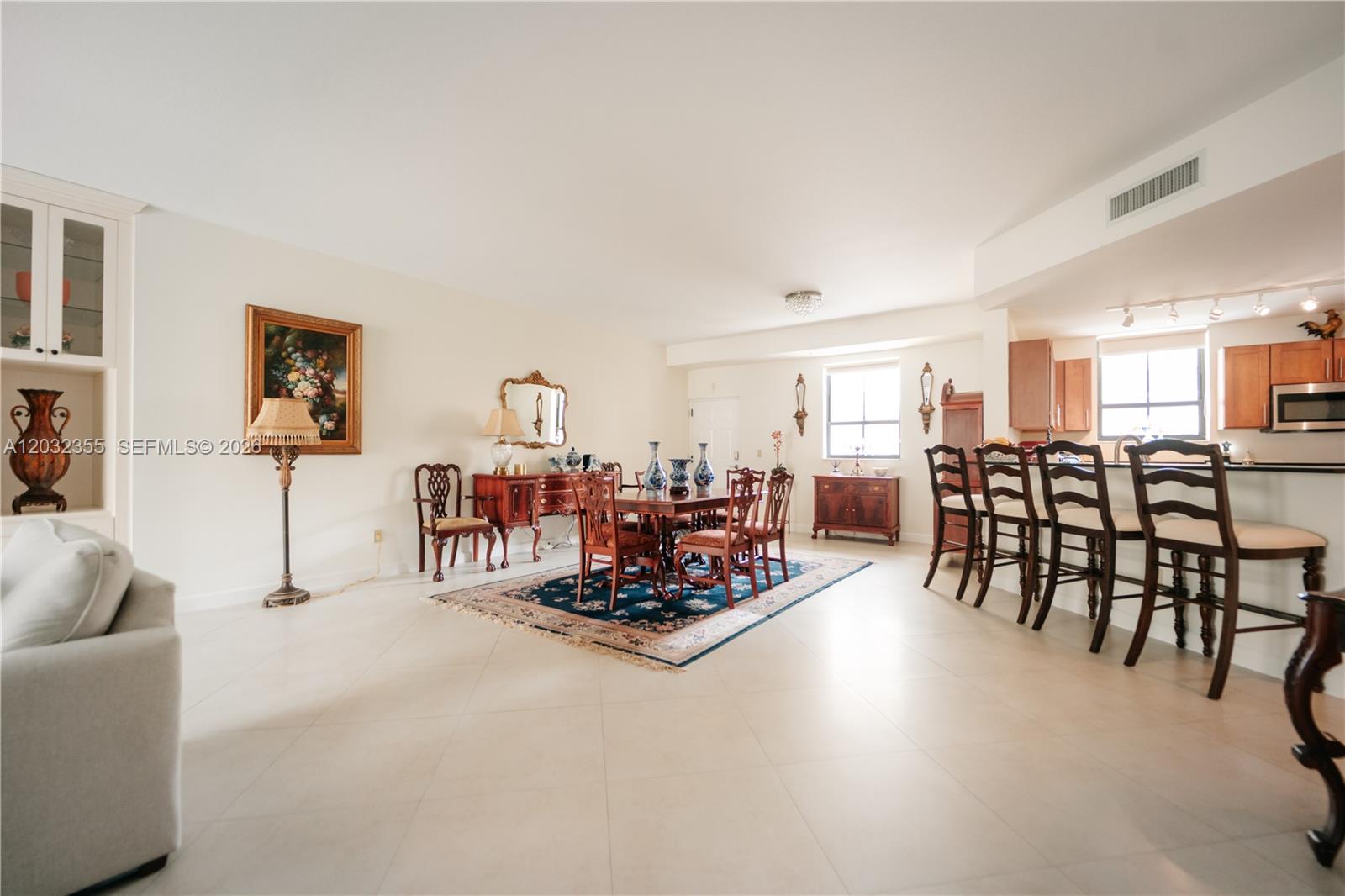 COLONNADE AT DADELAND SE - Residential