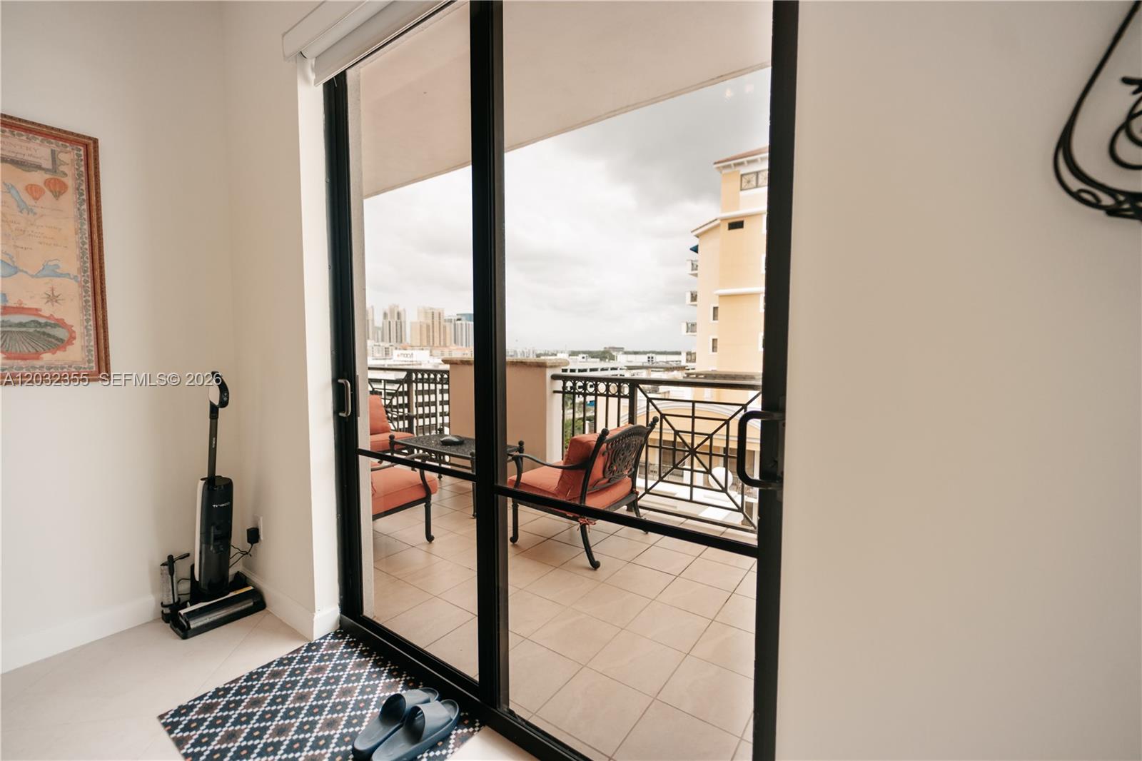 COLONNADE AT DADELAND SE - Residential